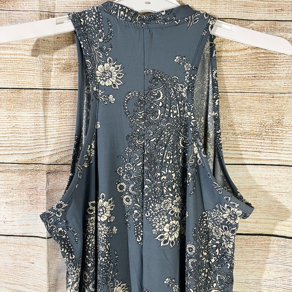 Sadie & Sage floral loose fit sleeveless casual dress women Size Medium - Picture 8 of 9